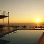 Margaux Kathisma, Breathtaking Views & Unforgettable Sunsets - Minutes From Iconic בית נופש *