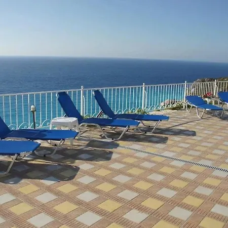 Margaux Kathisma, Breathtaking Views & Unforgettable Sunsets - Minutes From Iconic Holiday home