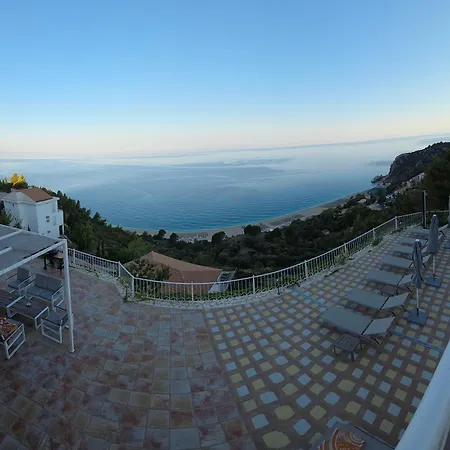 בית נופש Margaux Kathisma, Breathtaking Views & Unforgettable Sunsets - Minutes From Iconic *