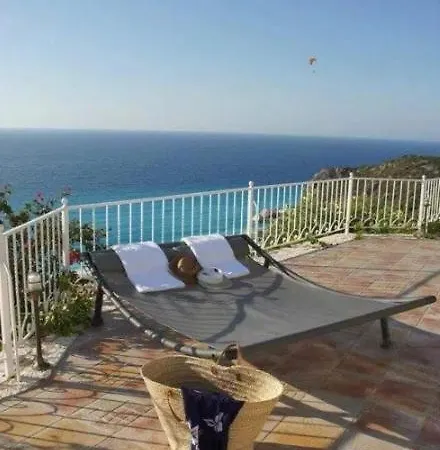 Margaux Kathisma, Breathtaking Views & Unforgettable Sunsets - Minutes From Iconic Holiday home Agios Nikitas