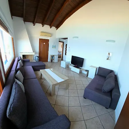 Margaux Kathisma, Breathtaking Views & Unforgettable Sunsets - Minutes From Iconic Casa de Férias *