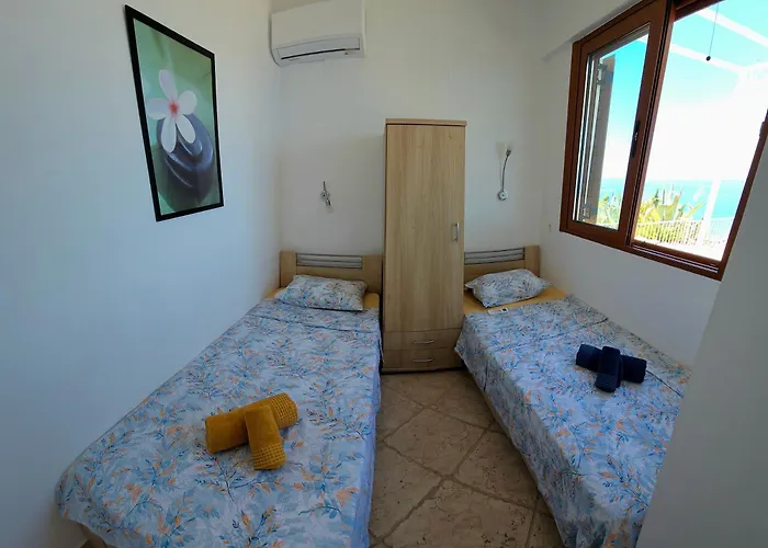 Dom wakacyjny Margaux Kathisma, Breathtaking Views & Unforgettable Sunsets - Minutes From Iconic