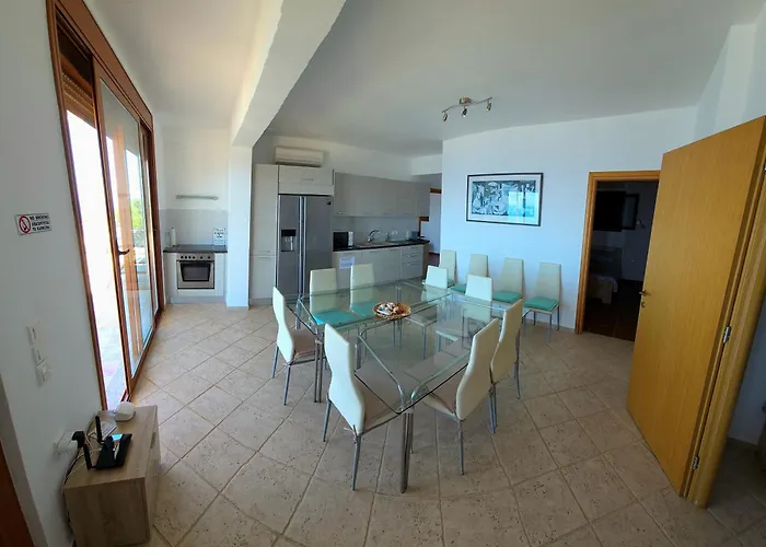 Dom wakacyjny Margaux Kathisma, Breathtaking Views & Unforgettable Sunsets - Minutes From Iconic *