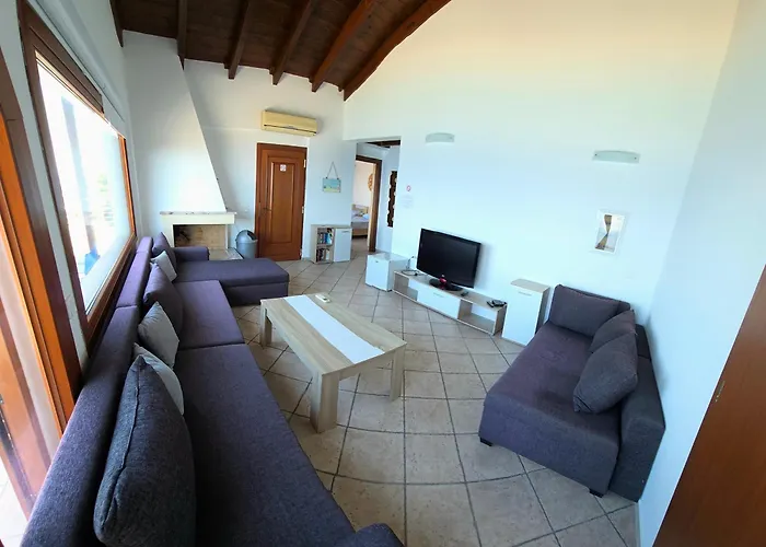 Margaux Kathisma, Breathtaking Views & Unforgettable Sunsets - Minutes From Iconic Dom wakacyjny *