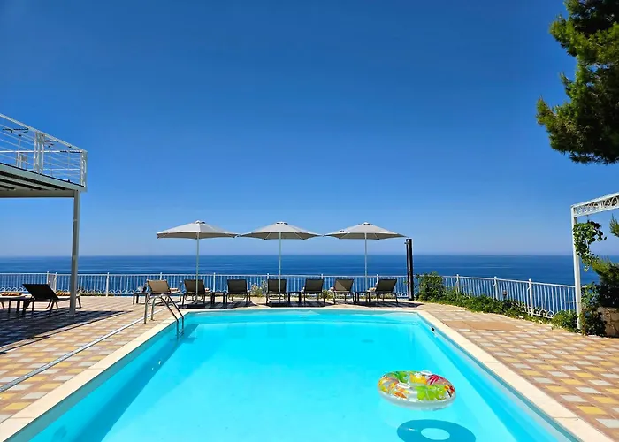 Margaux Kathisma, Breathtaking Views & Unforgettable Sunsets - Minutes From Iconic Dom wakacyjny *